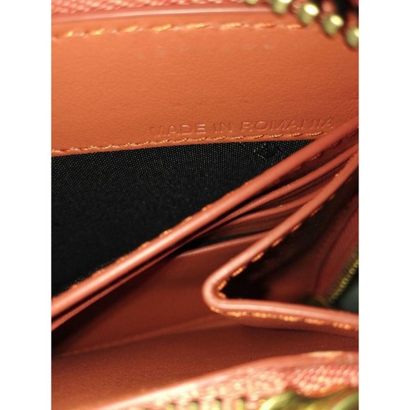 $575 BURBERRY LONDON ZIP AROUND LOGO ORANGE PEBBLED LEATHER CLUTCH WALLET - Picture 9 of 10